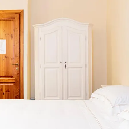 Casa Uffizi XIII Century Tower House Boutique Hotel-2