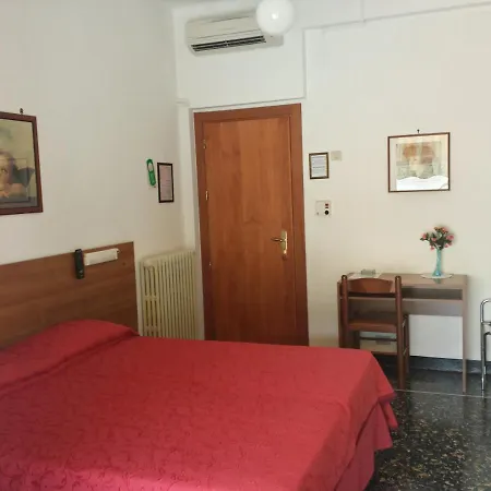 Hotel Triestina-3
