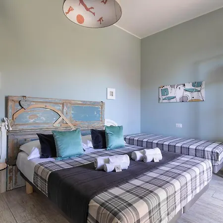 Bed And Breakfast Bric & Brac-2