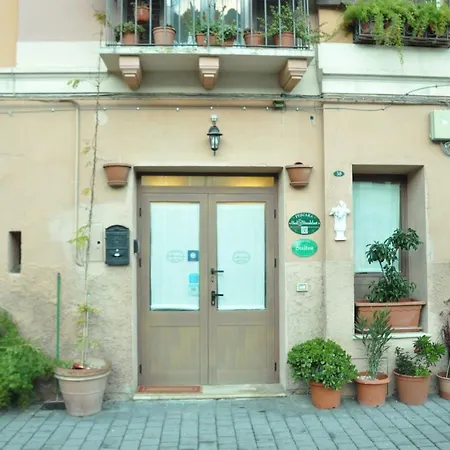 Bed And Breakfast Piazza Mercato-3