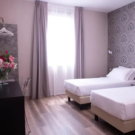 Hotel Della Rosa-3