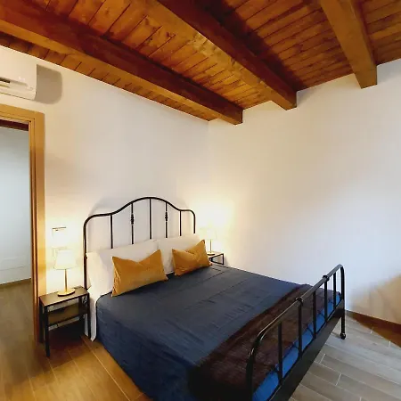 Casa Ludo - Fondi Vertice Rooms-2