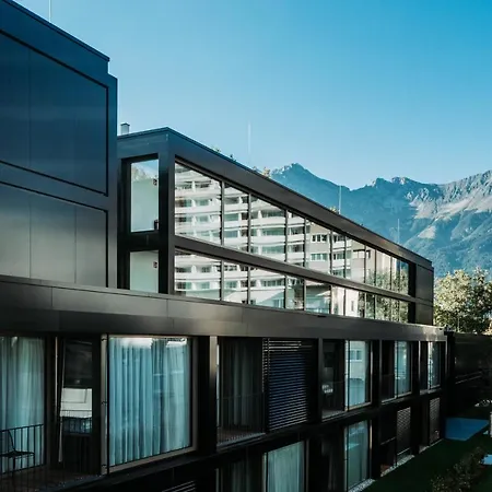 Blackhome Innsbruck City South I Contactless Check-In-3