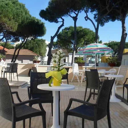 Hotel Clara-3