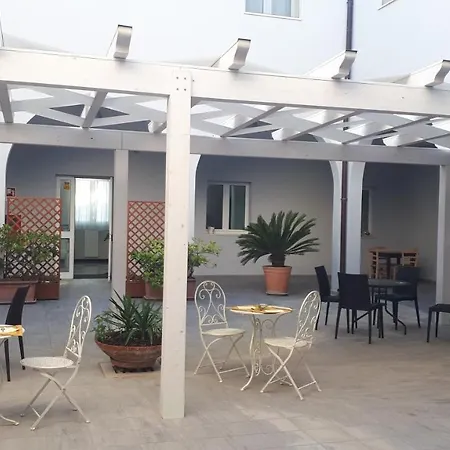 Chiostro Delle Cererie-3