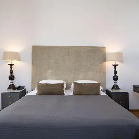 Emporikon Athens Hotel-2