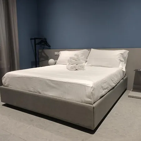 Granatelli Rooms-2