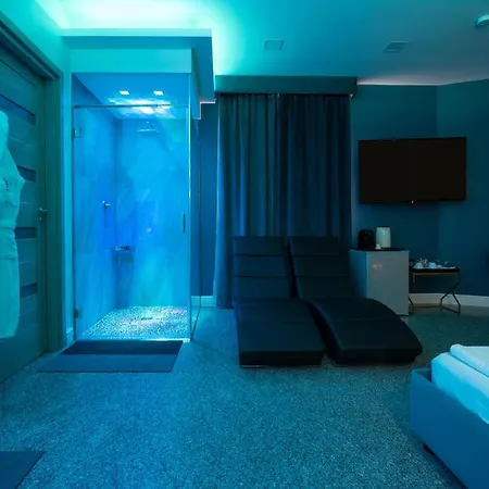Hotel Ibisco Suites & Relax-3