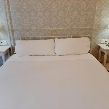 Lumine Luxury Suites By Gaiarooms-3