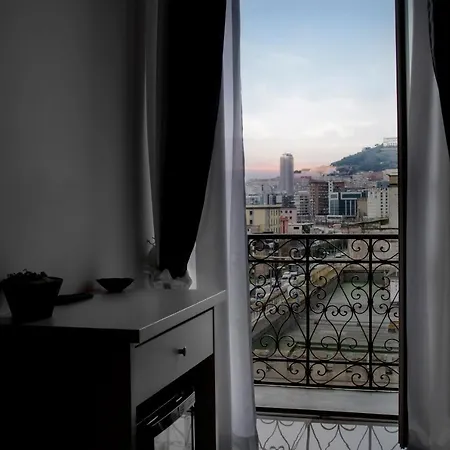 Aurora Luxury Rooms-3