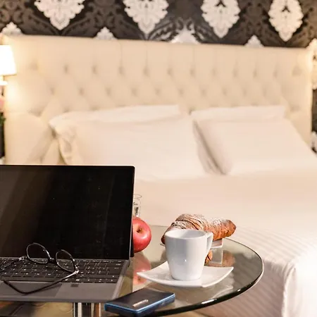 Navona Vita Suites-3