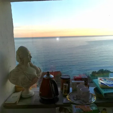 Romantic Casa Lorenzina Affittacamere-3