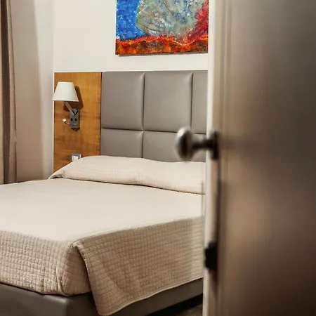 Capotesta Luxury Rooms-2