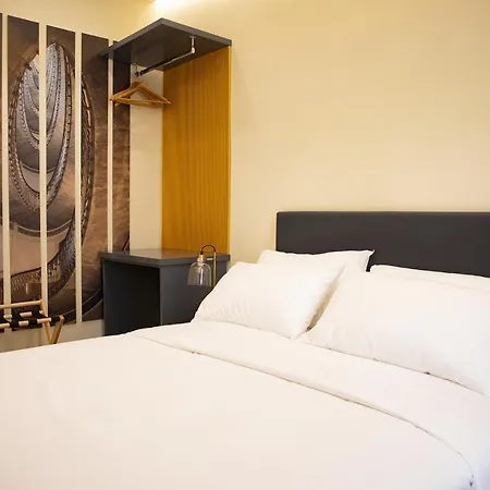 South Hands Luxury Rooms-2
