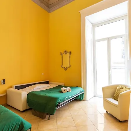 Suites Trinità in Toledo street-3