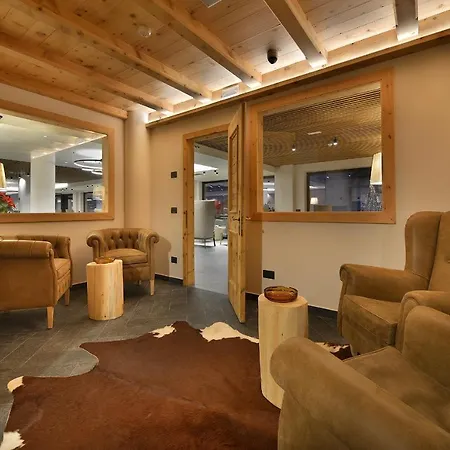 Hotel Bucaneve-3