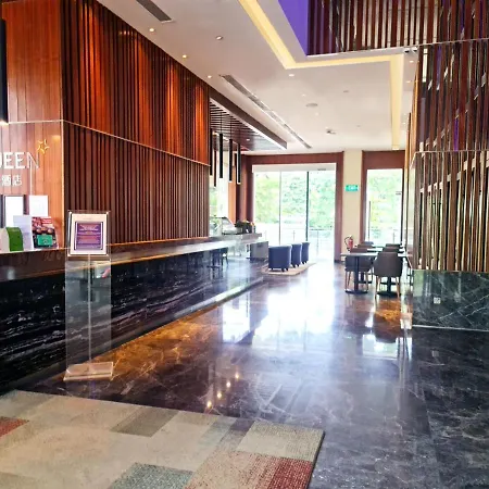 Aqueen Hotel Paya Lebar-3