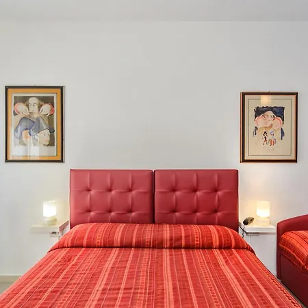 City Hotel-3