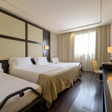 Hotel Maydrit Airport-2