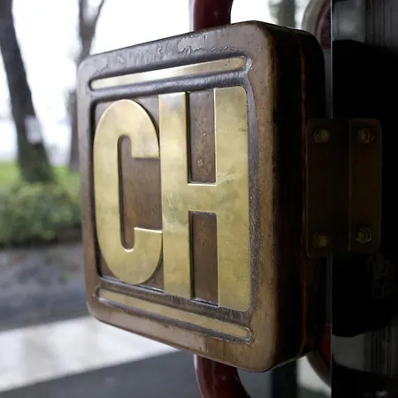 Club Hotel-2