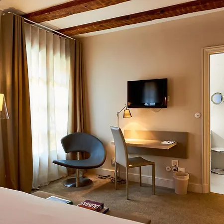 Relais & Chateaux La Maison Des Tetes-3
