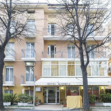 Hotel Majorca Nuova Gestione Rimini 100 m dalla spiaggia-2