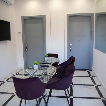 Vhouse Fiumicino-2