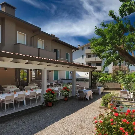 Hotel Gelmini-2