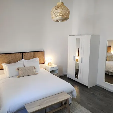 Hibiscus Comfort Stay-3