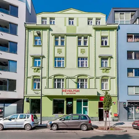 Revelton Studios Prague-3