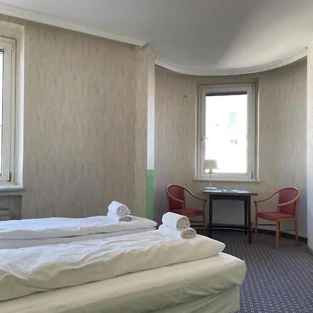 Hotel Tabor Rooms-3
