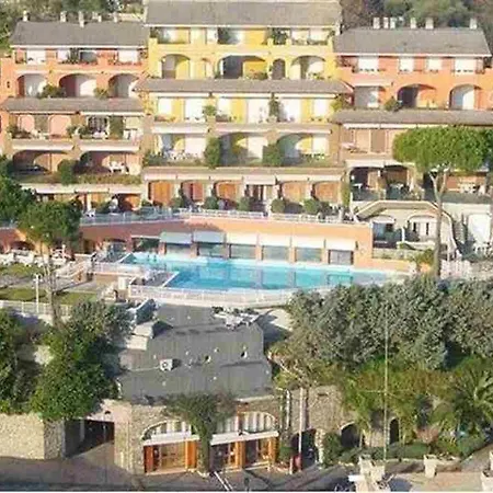 Residence Portofino Est-2