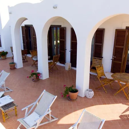 Guest House Villa Il Gabbiano-2