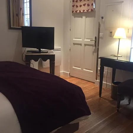 Hotel Suites Unic Renoir Saint-Germain-3