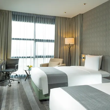 Millennium Hilton Bangkok-2
