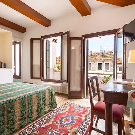 Palazzo Schiavoni Residenza d'epoca-2