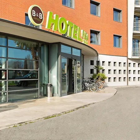B&B Hotel Pisa Airport-3