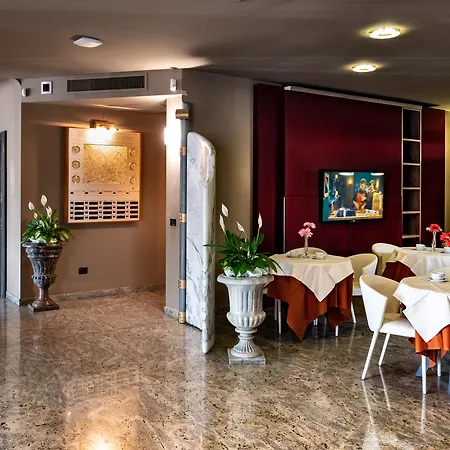 Hotel Sunflower-2