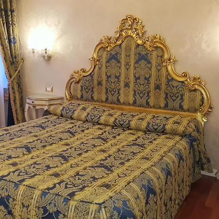 Casa Pisani Canal-2