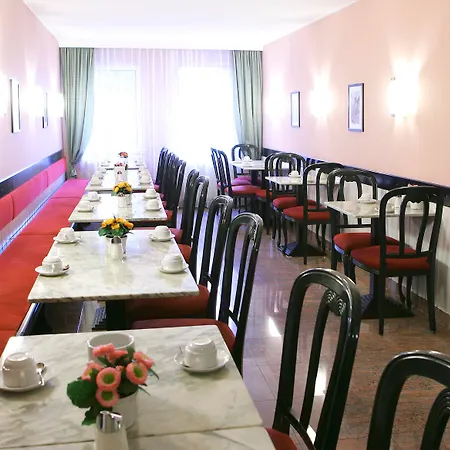 Caratart Hotel Bombolo Wien-2