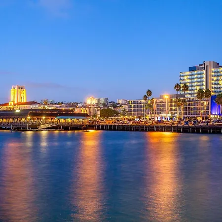 Wyndham San Diego Bayside-3
