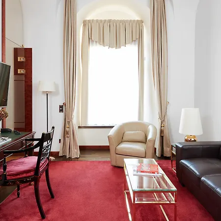 Living Hotel De Medici-3