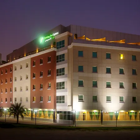 Holiday Inn Express Dubai Internet City By Ihg-2