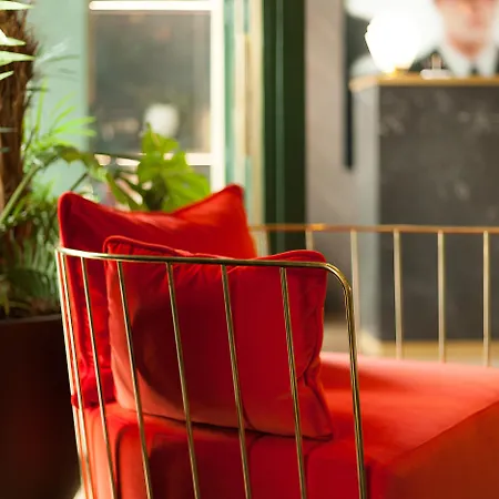 Handsome Hotel-3