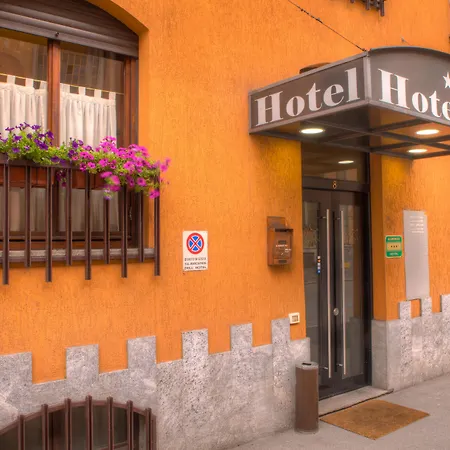Hotel Ares Milano-2