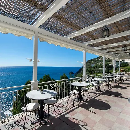 Maresca Hotel Praiano-3