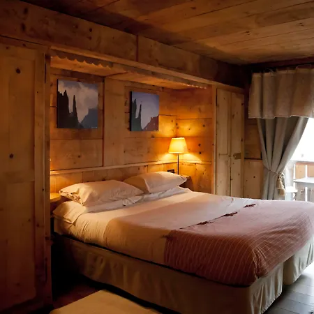 Hotel Chalet Svizzero-3