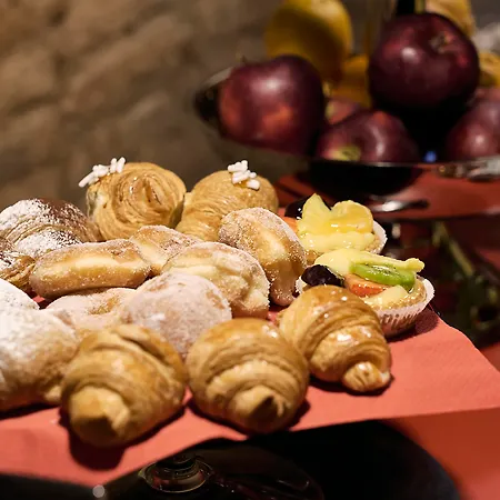 Palazzetto Rosso - Art Hotel-3