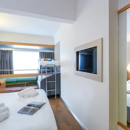 Th 1400 Hotel-2