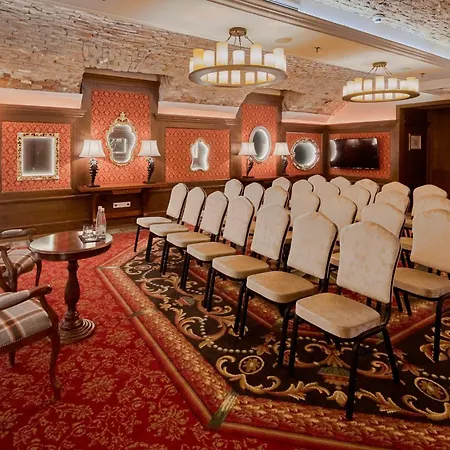 Mystery Hotel Budapest, Preferred Hotels & Resorts-3